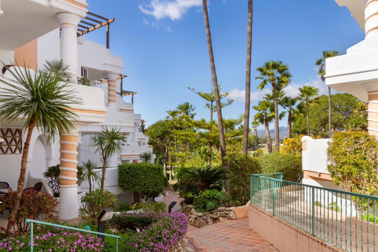 Matchroom Country Club Resort Фуeнхирола Екстериор снимка