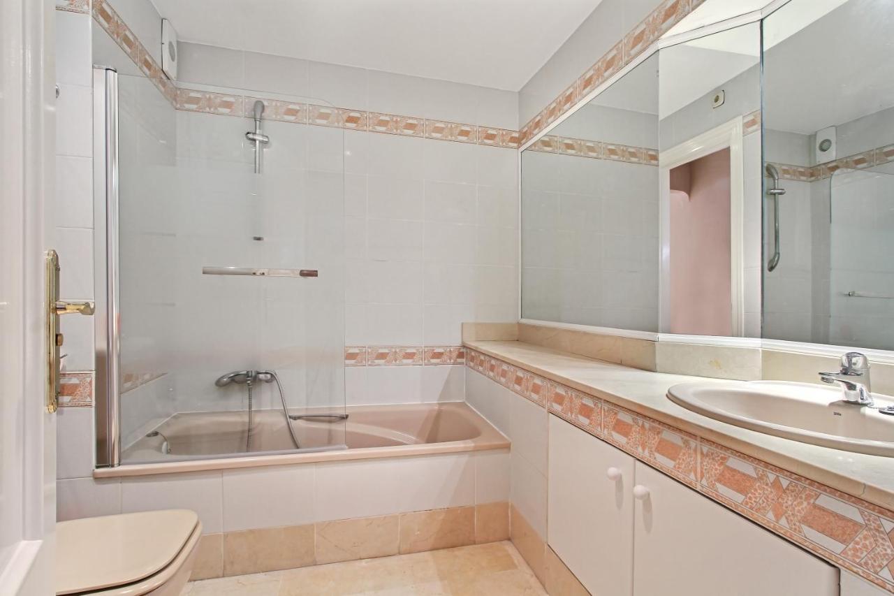 Matchroom Country Club Resort Фуeнхирола Екстериор снимка